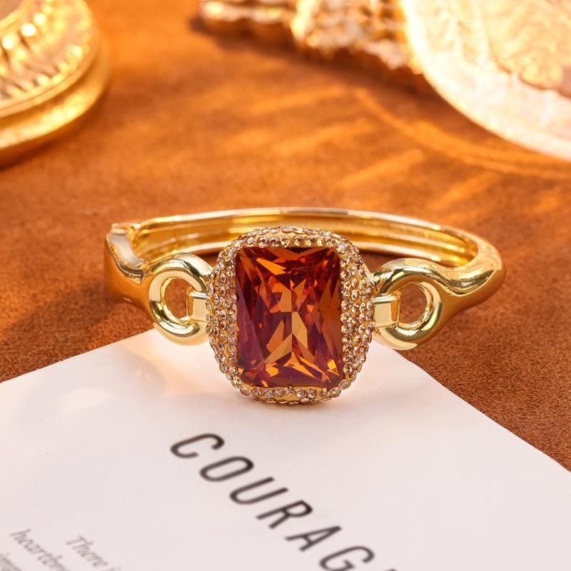 Sultanite Square Hinged Bracelet - Fashionable European & American Design with Natural Sugar Drops