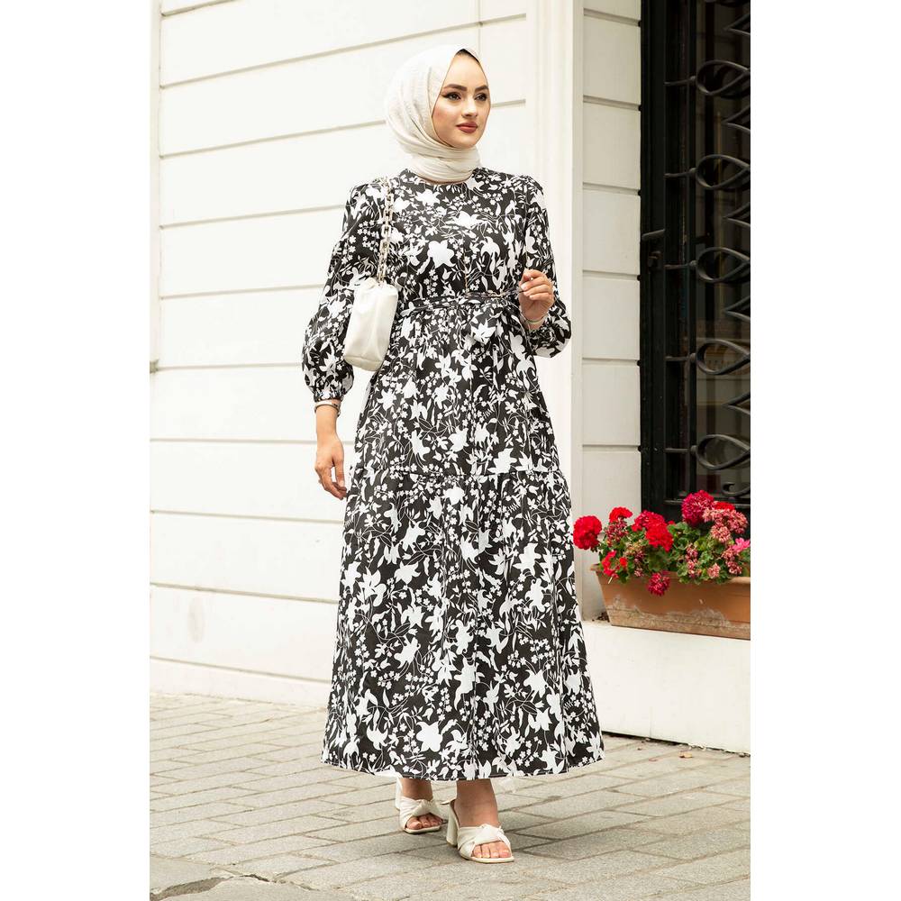 

Женская одежда Платье с поясом и узором из кистей