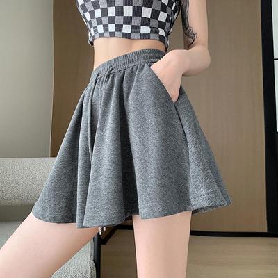 Barbie Style Women's Summer Wide-Leg Sports Shorts, High Waist, Slim Pleated Design