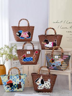 Retro Striped Hand-Knitted Dachshund Tote: Versatile Women's Bag for Commuting & Beach