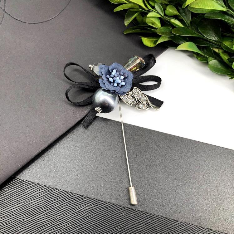 Korean handmade flower crystal brooch, fashionable femininity versatile fringed corsage coat pin accessories