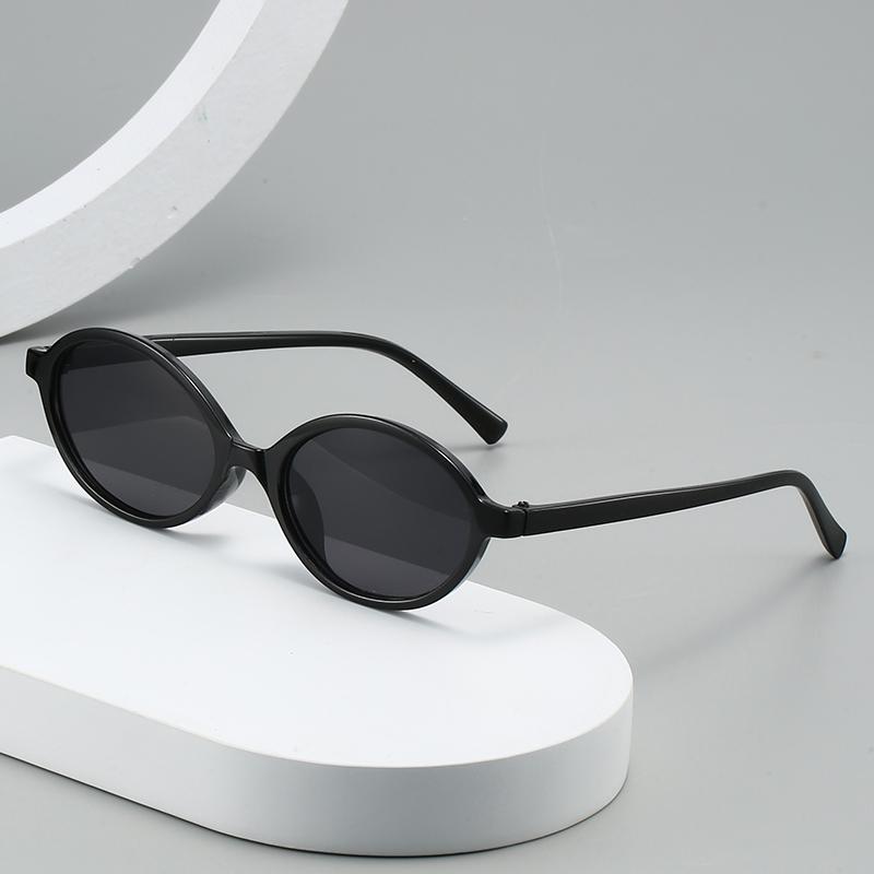 Vintage Small Frame Oval Sunglasses Fashion Men Women Brand Designer Sun Glasses Retro Classic Outdoor Man Lady Glasses UV400