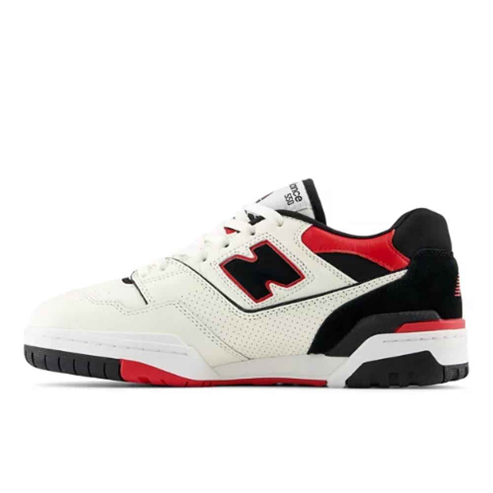 Sneakers New Balance white/red/black 550