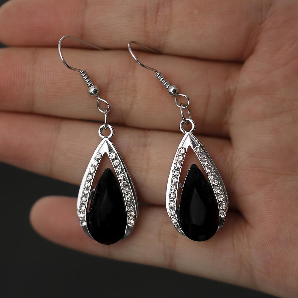 [Gothic Waterdrop Earrings] Gothic Waterdrop Earrings - 1 Pair, Hook Design, Red/Black, Retro Charm, Ideal Holiday Gift for Sister or Best Friend