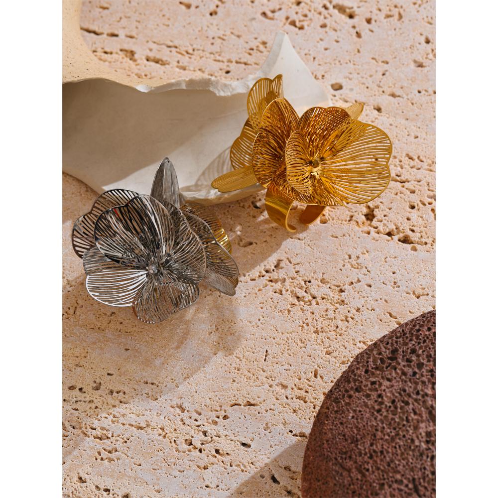 Eetit Exkluzivní nerezová ocel Kovová květina Nastavitelný prsten Ženy Hyperbole Osobnost Módní prst Šperky Dárek PVD pokoveno