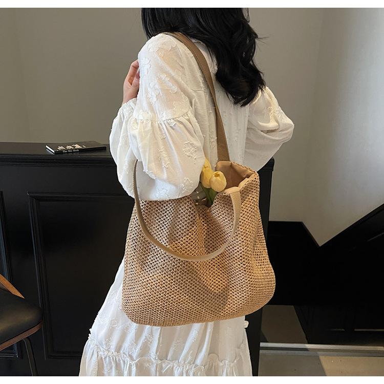 New Shoulder Straw Bag Hollow Woven Bag Holiday Beach Large Capacity Portable Tote Bag Women