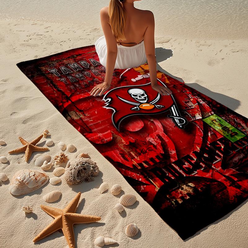 Tampa Bay Buccaneers Logo Microfiber Beach Towel, Lightweight And Quick-Dry, for Summer Travel, Beach Essential, Swimming Pool