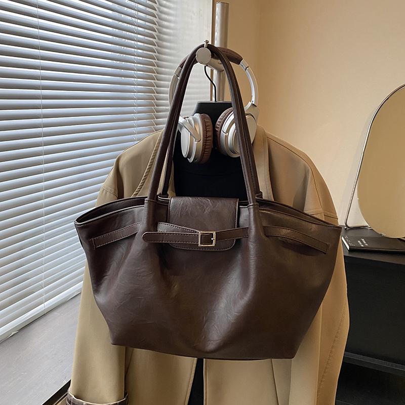 Autumn/Winter New High Quality Single Shoulder Bag Large Capacity Commuting Handbag Fashionable Versatile Tote Bag PU Leather