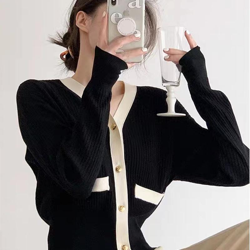 

DAFIFY Женская мода повседневная осень-зима однотонный принт длинный рукав V-образный вырез свитера Size: One Size чёрный