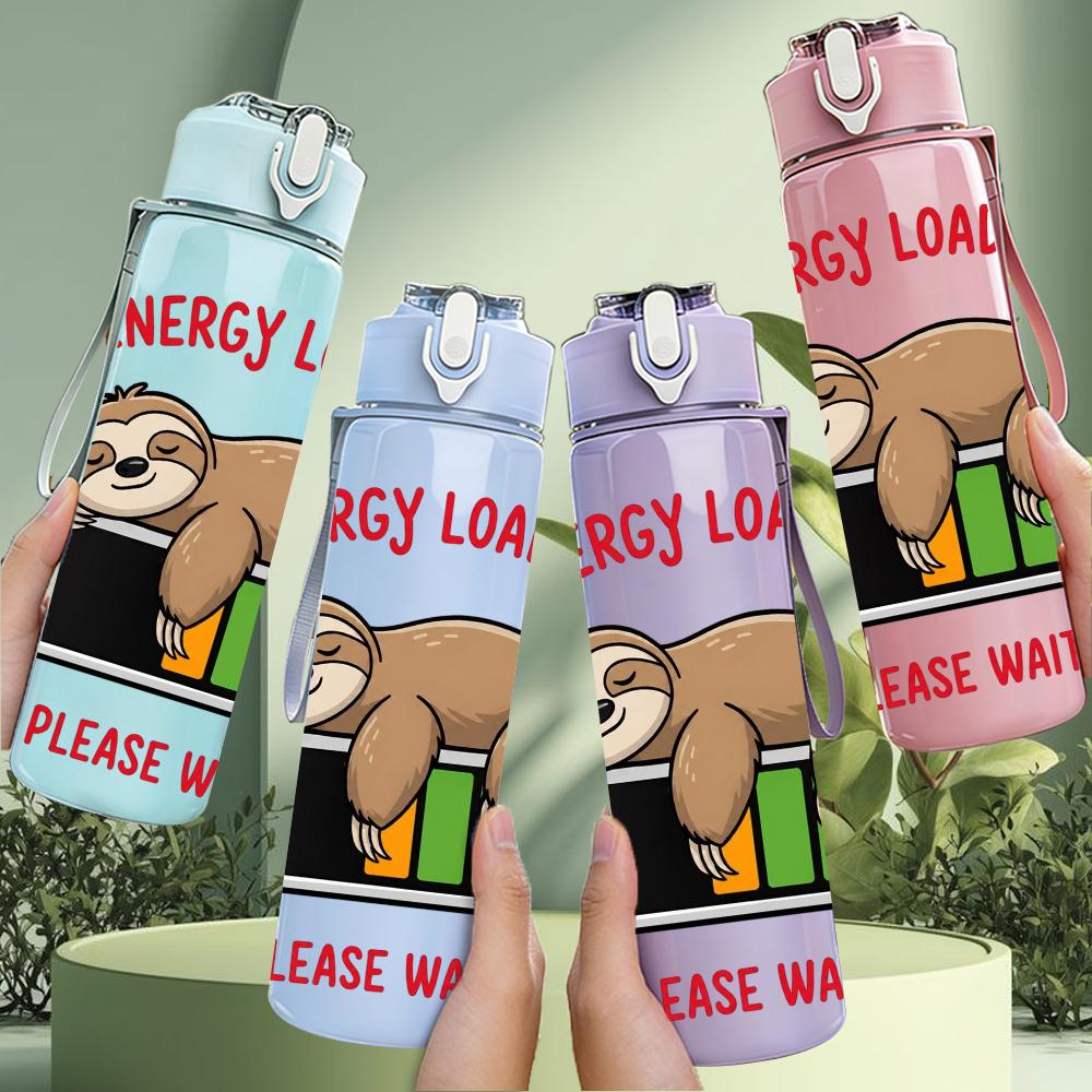 1 ST Luiaard Energie Laden Laptop Grafisch 750 ml Kleur Plastic Waterfles Lekvrij Flip Dop met Rietje Voor Sport Kantoor Thuisgebruik