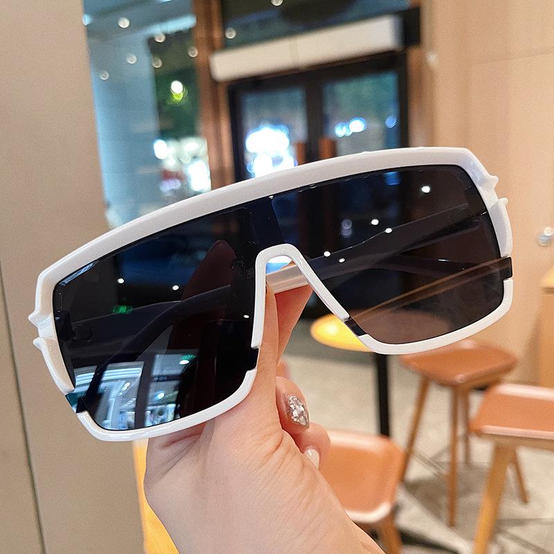 Luxury Y2K Sunglasses Women Men Vintage Punk Big Frame Shades Sport Riding Goggle UV400 Trendy Designer