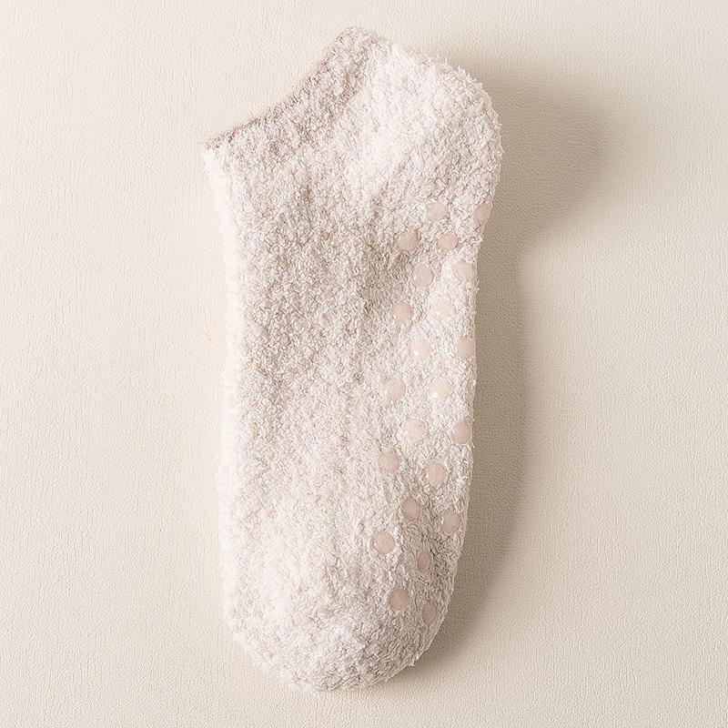 New Women's Slouch Socks Women Thickened Coral Fleece Warm Indoor Floor Silicone Non-slip Invisible Cotton Boat Socks Hipster