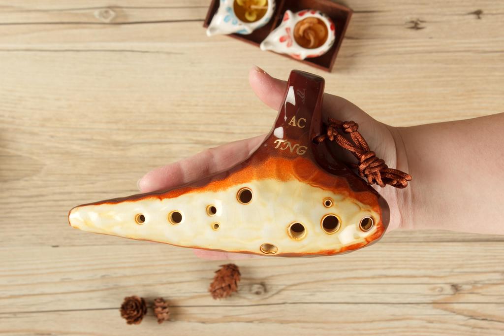 TNG Ocarina [AltoCAC  12-Hole  Emerald  Kiln-Change Glaze] High-Quality Ocarina for Tube Play (Includes Strap) Glazed Finish with Ocean Wave Pattern