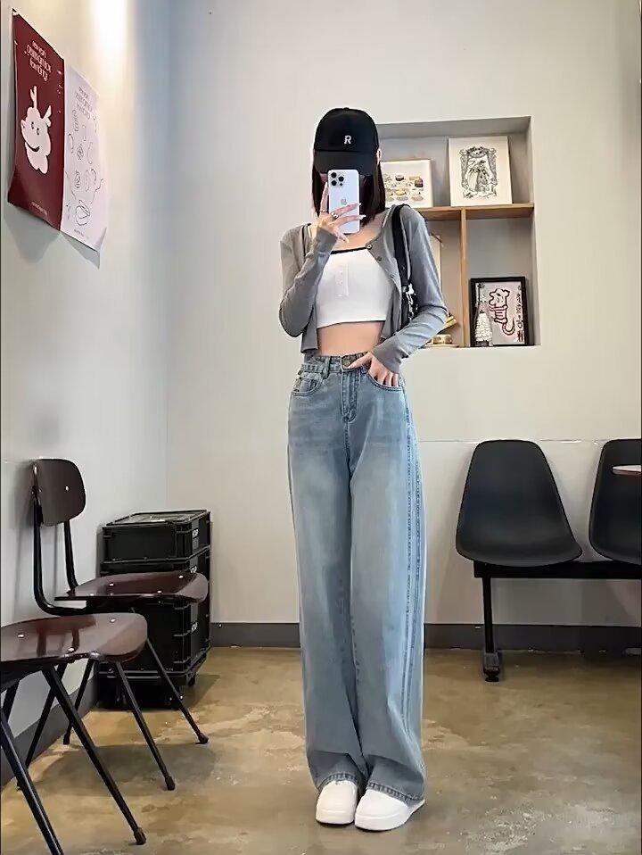 Světle modré džíny s vysokým pasem a širokými nohavicemi - Dámský design s rovnou nohavicí po zem 2025