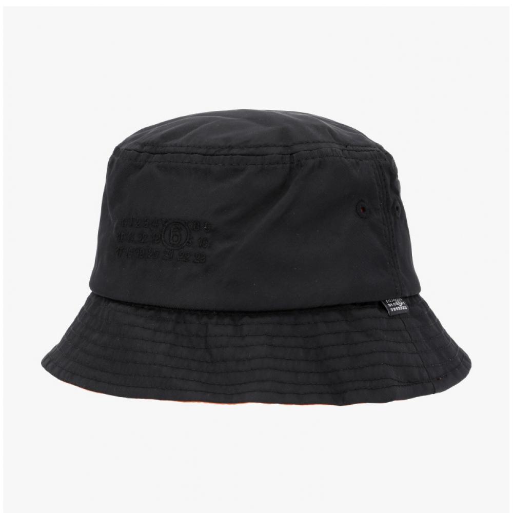 Maison Margiela Mm6 Logo Bucket Hat M35794