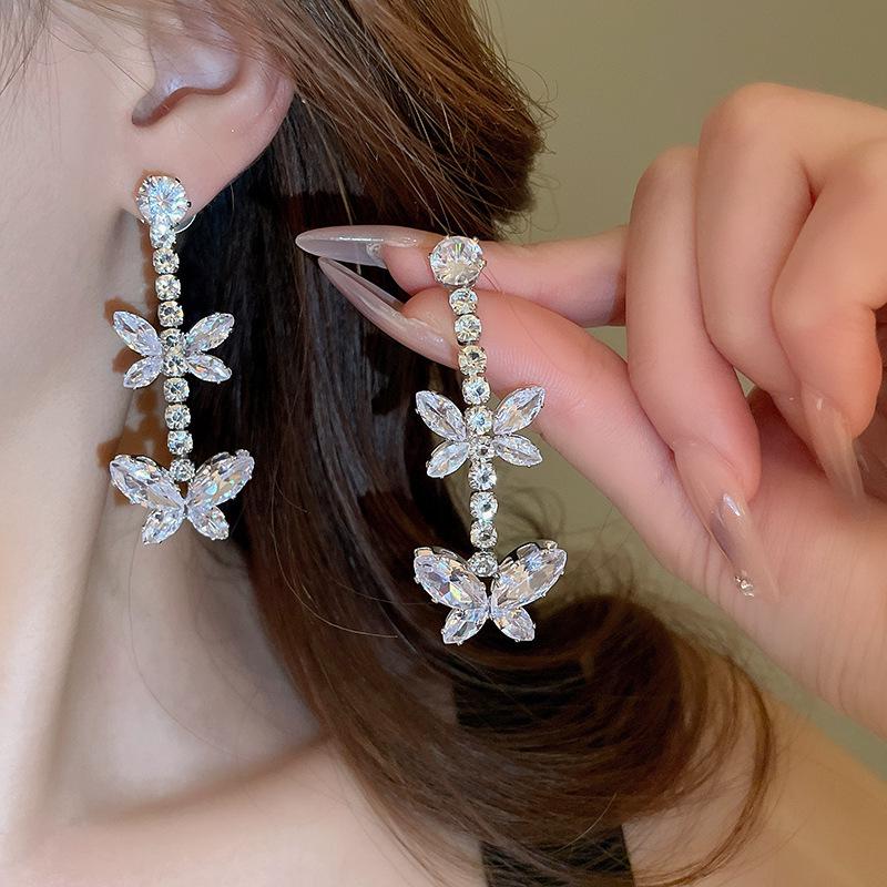 Silver Needle Diamond Water Drop Tassel Earrings - Elegant Court Style, Versatile & Luxurious Design.