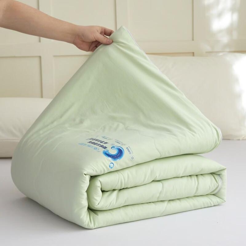 Hodo Silk-like Cooling Summer Quilt