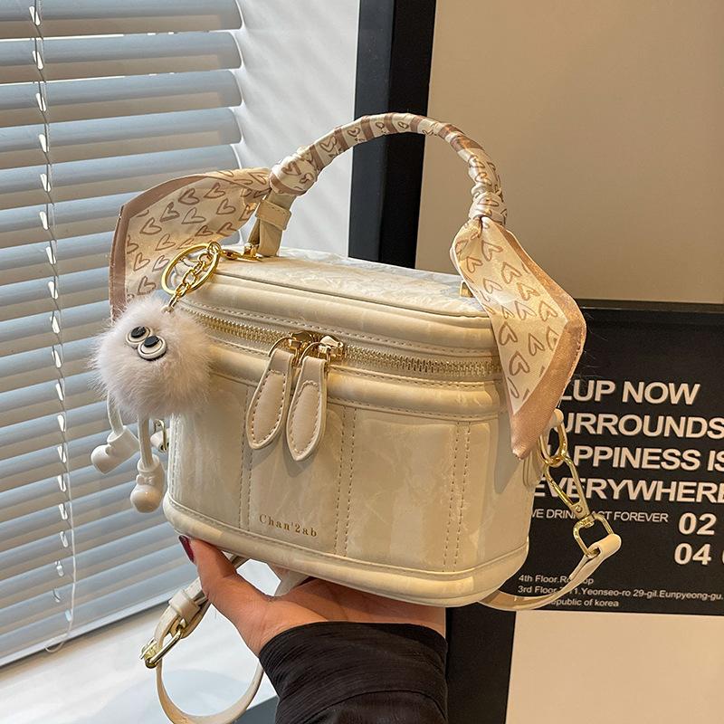 Versatile Box Bag New Popular Bag Women's Handheld Textured Messenger Small Square Bag