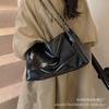 Autumn and Winter Retro 2025 New Chain Shoulder Messenger Bag Large Capacity Bag Women Commuter Tote Bag Women