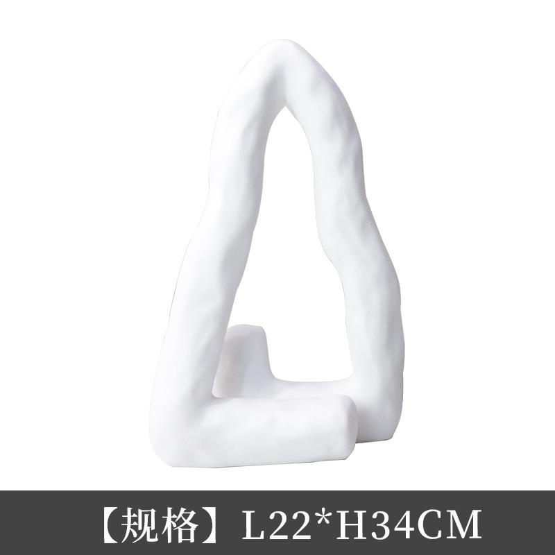 

Triangle Sculpture Creative Resin Crafts Nordic Home Desktop Decoration Creative Room Aesthetics Decoration Accessories