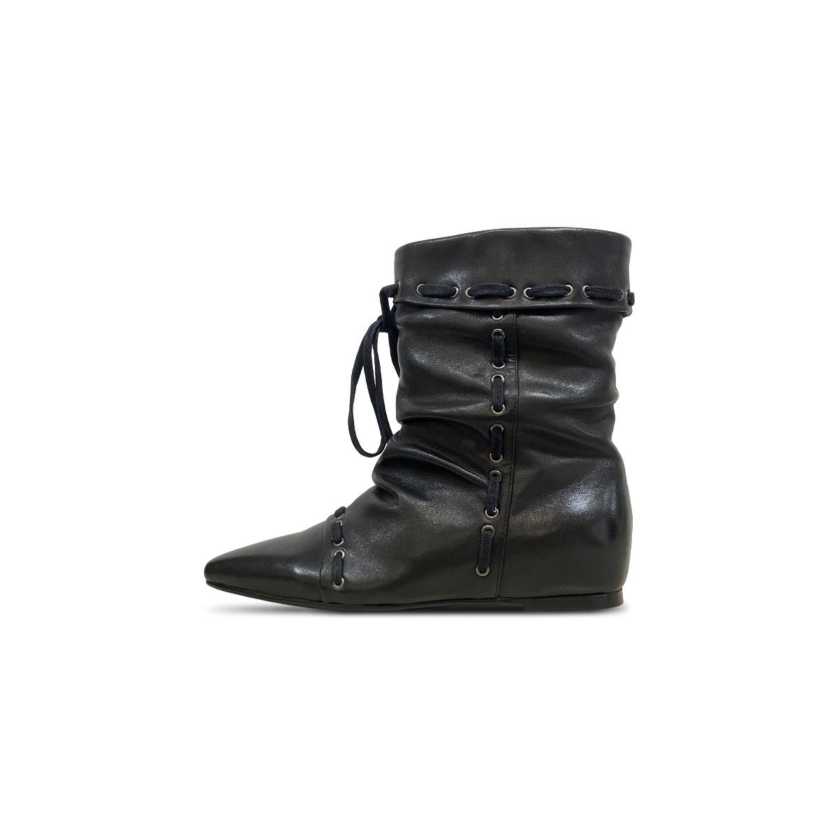 

Folded pointed short boots women s flat bottom straps 2025 summer and autumn new retro niche Maillard western cowboy boots 35