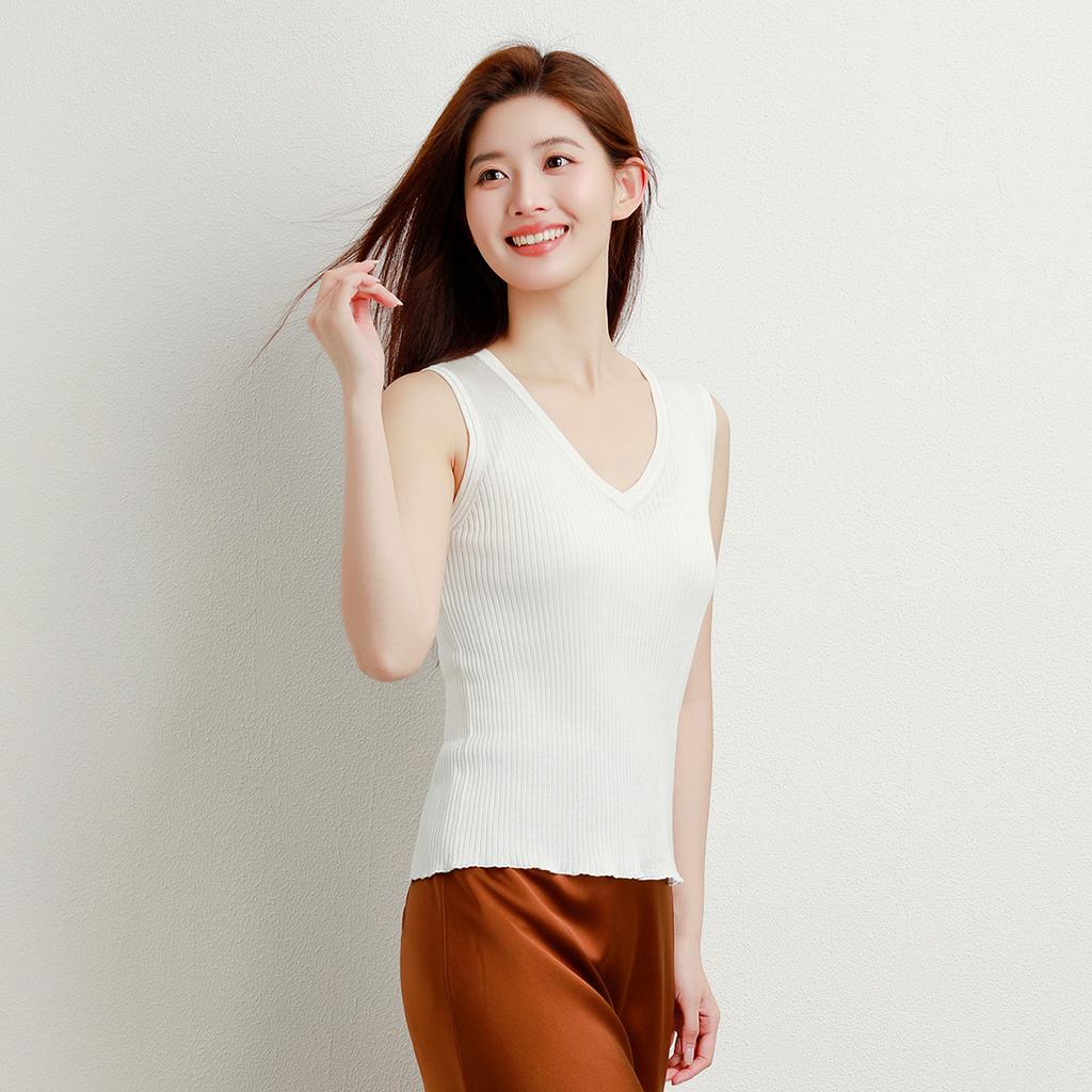 New 100% Mulberry Silk 120 Count Silk Vest with Simple V-neck and Versatile Base That Can Be Worn Externally