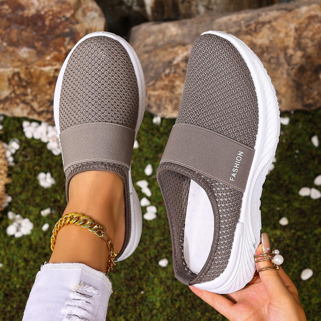 Spring and Summer Women's Shoes Plus Size Women's Breathable Mesh Slip-On Casual Sports Shoes