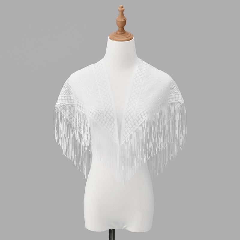 Hot-selling new lace flower mesh frame triangle scarf fringed shawl women's fashion hollow scarf