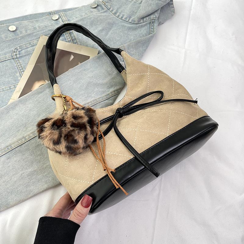 

Autumn and winter retro niche women s bags, suede bags, new versatile single shoulder underarm bags, commuting out tote bags Separate bag