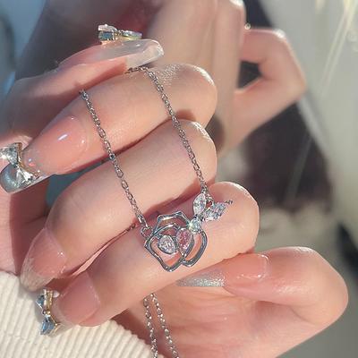 Fresh Rose Love Necklace for Women, Light Luxury Niche Cupid Arrow Heart-shaped Collarbone Chain Trend