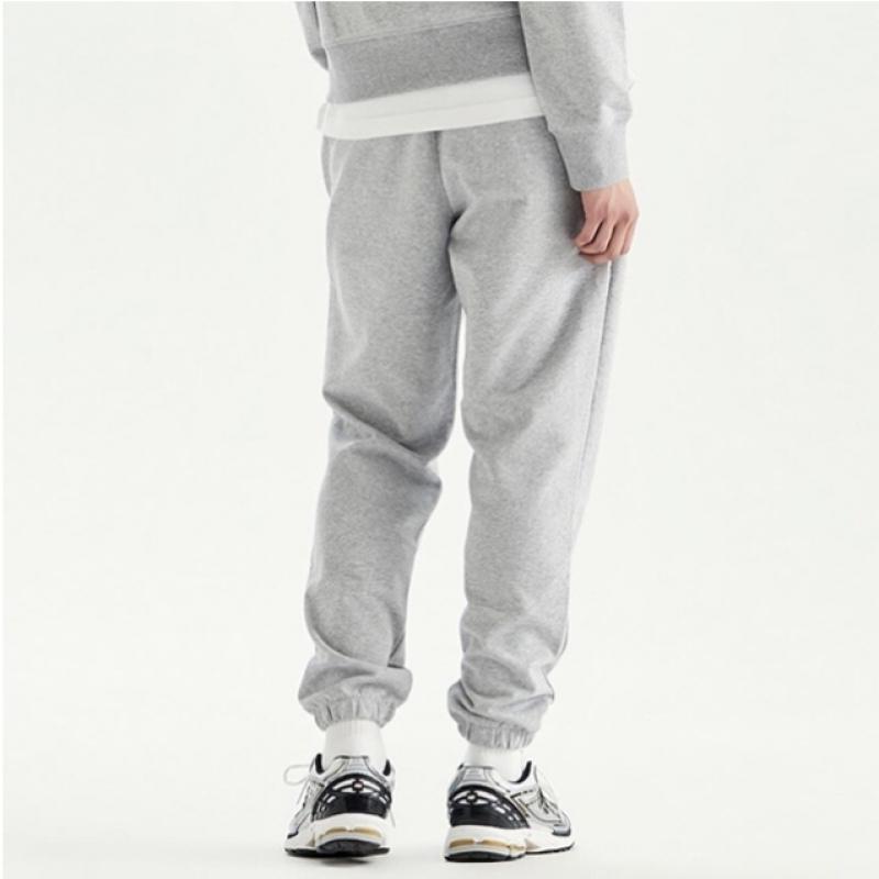 New Balance Men S eSSential Stacked Logo Jogger pantS nbmld4S011 15