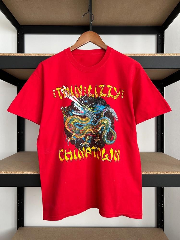 Vintage 2009 Thin Lizzy Chinatown Dragon 1980 Red Tshirt ZL485 Unisex T-Shirt XXL
