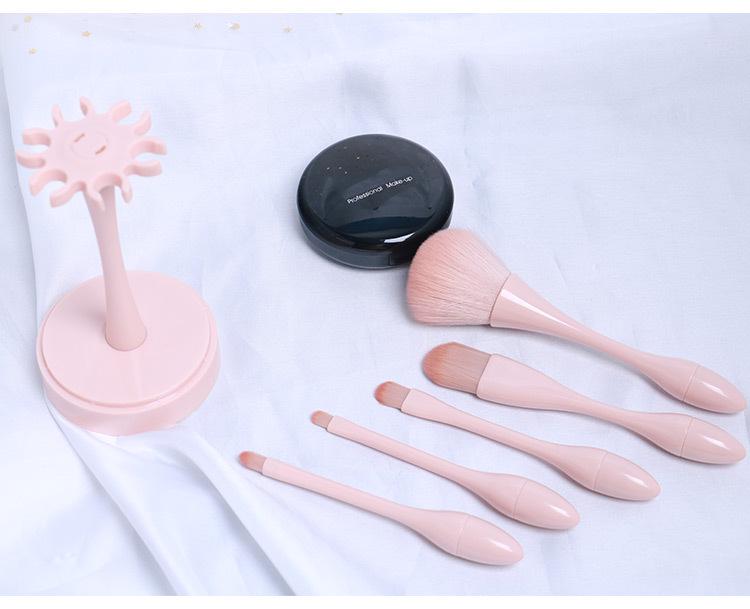 Portable 5-Piece Mini Makeup Brush Set: Powder, Blush, Eyeshadow
