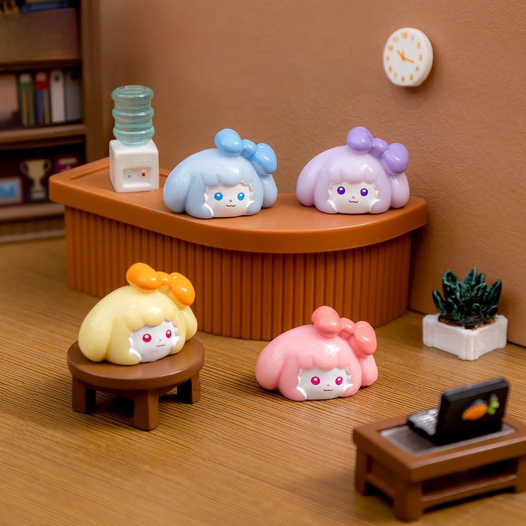 Adorable Resin Bow-tie Puppy Figurine Cute Miniature Car Desk Decor