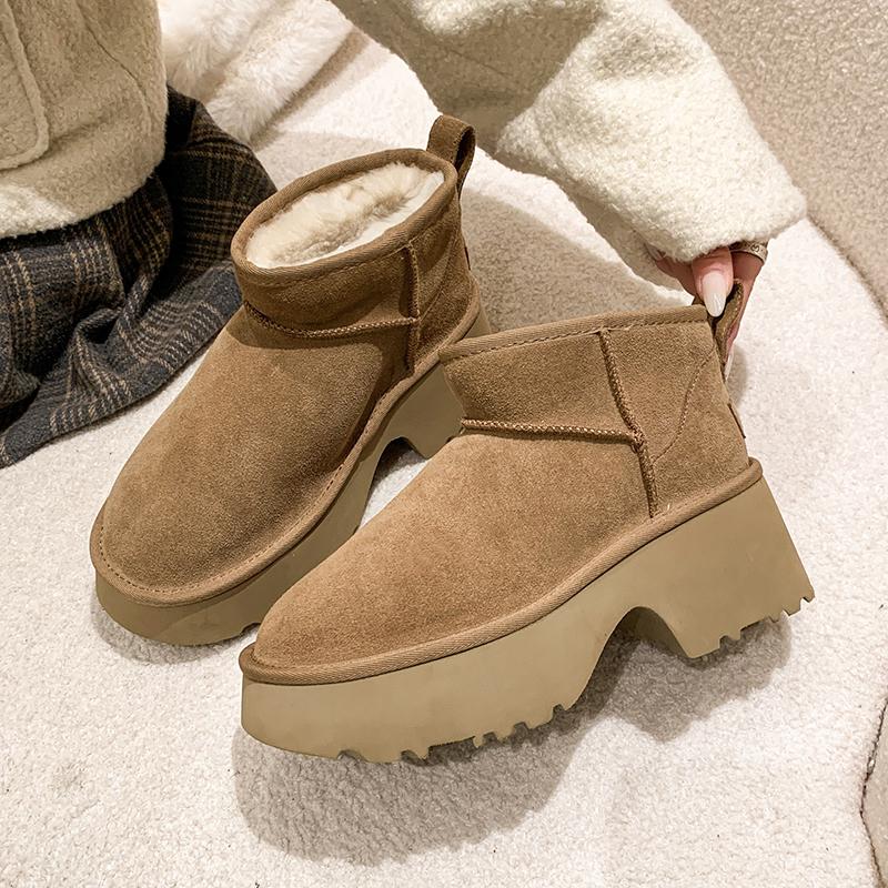 

Мода 2024 Зима Новые Модные Круглые Туфли Из Матовой Кожи Толстые Каблуки С Бархатной Подошвой Теплые Женские Удобные Зимние Сапоги 40 хаки