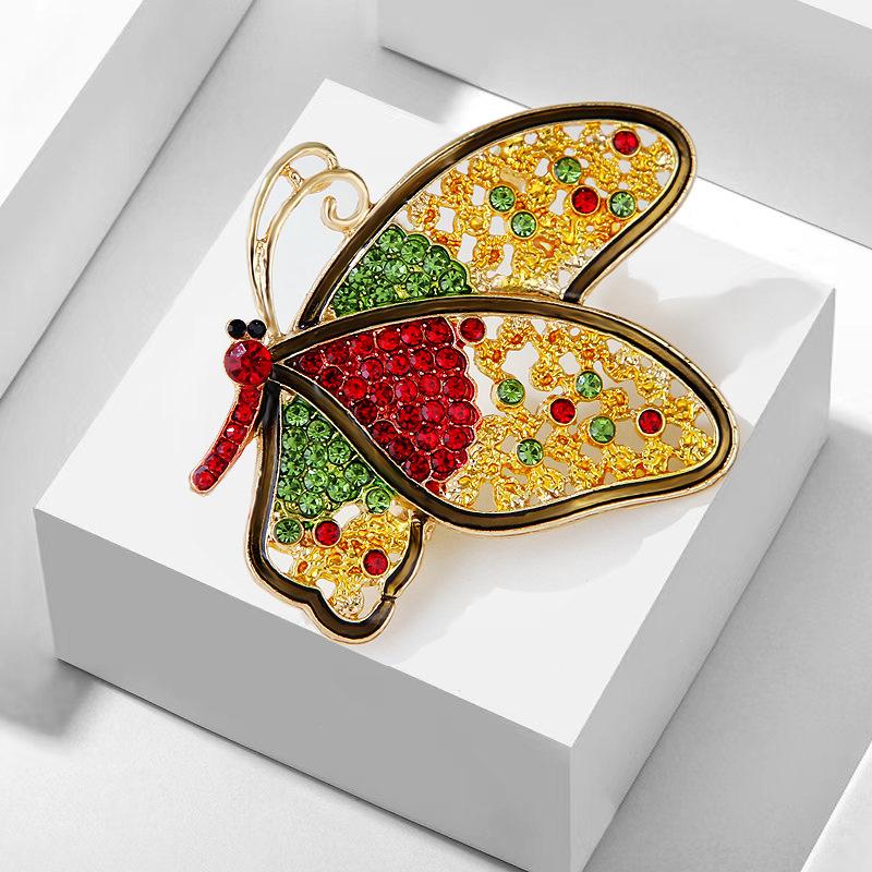 Luxury Colored Diamond Butterfly Brooch Creative Universal Design Women's Temperament Corsage Versatile Daily Clothing Pin Accessories