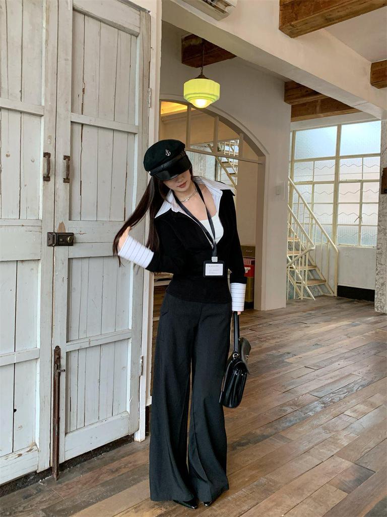 Damen Stricktop zur Taillenformung - Umlegekragen, Langarm, Fake-Zweiteiler-Design