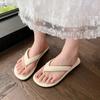 Nisch minimalistiska flip-flops skor dam sommarplagg plattbottnade avslappnade kläm fötter strand coola tofflor