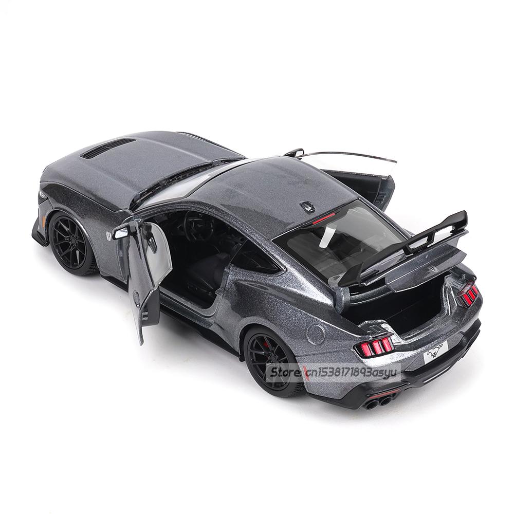 Maisto 1:24 2024 Ford Mustang Dark Horse Alloy Car Model Crafts Decoration Collection Toy Tools Gift Models