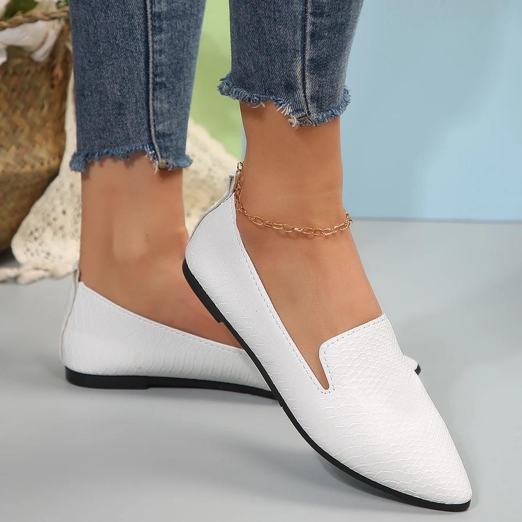 Fashion 2025 Fashion Slip on Loafers Breathable Stretch Ballet Shallow Flats Women Soft Bottom Pointed Toe Boat Shoes plus size 43
