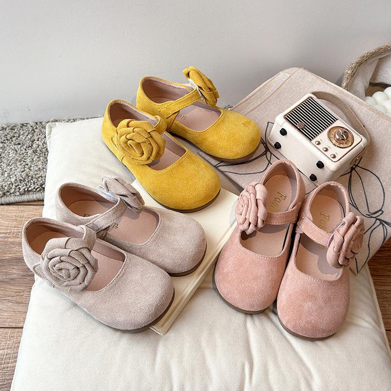 Girls Flat Shoes with Big Flowers Kids Leather Shoes Round Toes 2025 Spring Autumn Girls Mary Janes Dance Shoes Candy Color