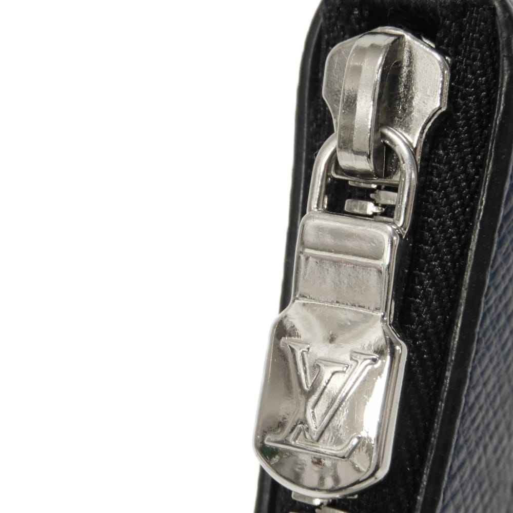 Used 12564 Discovery PM Pochette M30278 7952 LV Logo Flower Blue D-Ring Silver Taiga Rama Monogram Cobalt Men's from