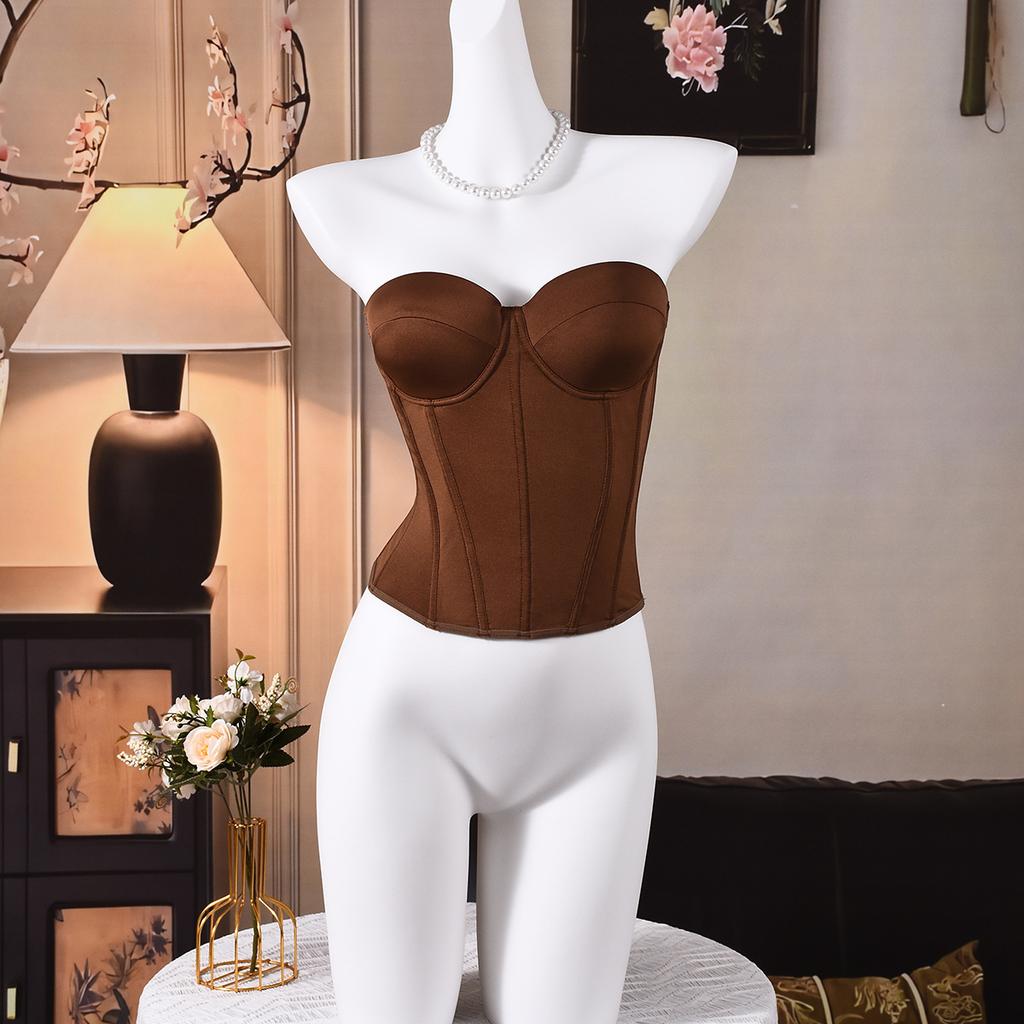Q Noble, the new slim-fitting corset, fish bones gathered, chest cup exposed, and corset women