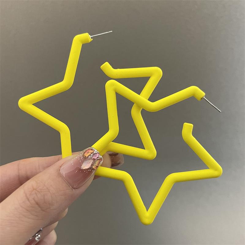 Colorful Earrings with Fluorescent Effect, Featuring Exaggerated Personality, Five-pointed Star-shaped Ear Holes, Ear Clips and Dangling Fringes.