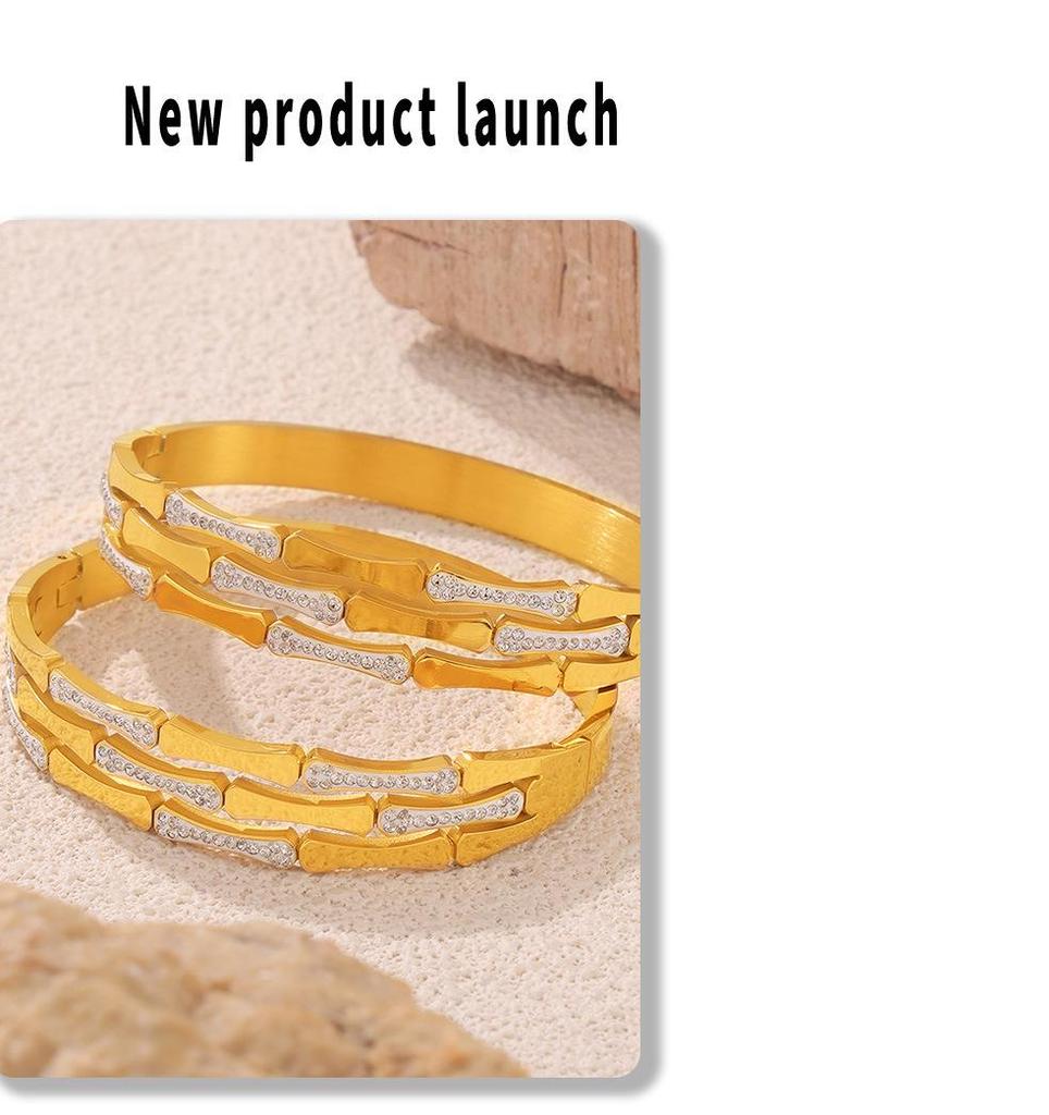18k Gold-Plated Titanium Steel Hollow Geometric Diamond Bracelet for Women