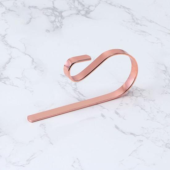 Yousheng Christmas Stocking Holder Non-Slip Silicone Pads Rust-Proof Metal Hanger Garlands Ornament Fireplace Staircase Decor