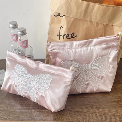 Embroidered Bow Makeup Bag. Small Item Storage. Portable Handbag, Essential Storage Bag for Business Travel and Shopping