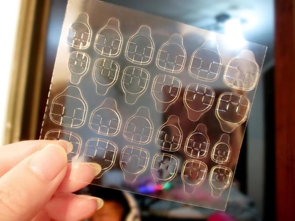 Doppelseitig selbstklebend 10 Blatt / Los Top Transparent Klarer Aufkleber Klebeband für Falsche Nagelspitzen Nail Art Werkzeuge 240 Stück
