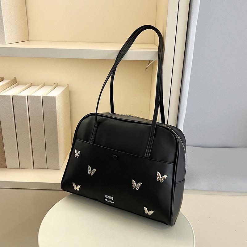 

Korean version of the new pillow bag women s 2025 retro shoulder bag commuting to work portable large-capacity tote bag
