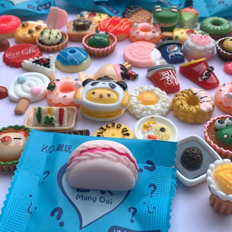 30pcs Diy Mixed Style Blind Bag Mini Food Simulation Cute Blind Box Suitable Children's Toy House Decoration Gift Randomly Sent